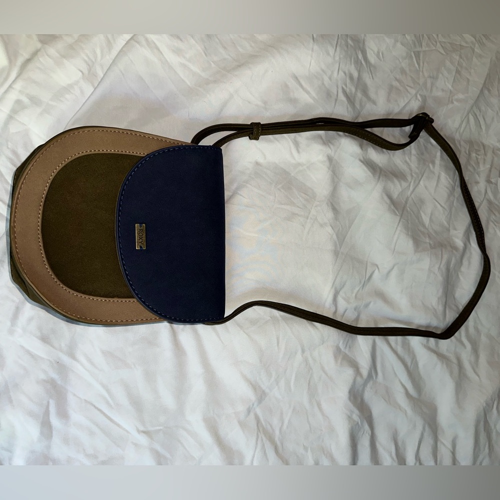 Roxy crossbody purse